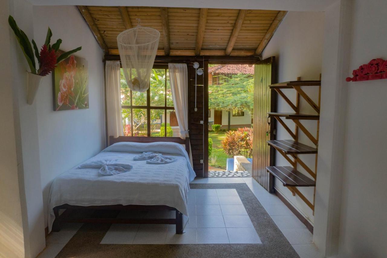 Los Robles Capurgana Hotel Ngoại thất bức ảnh