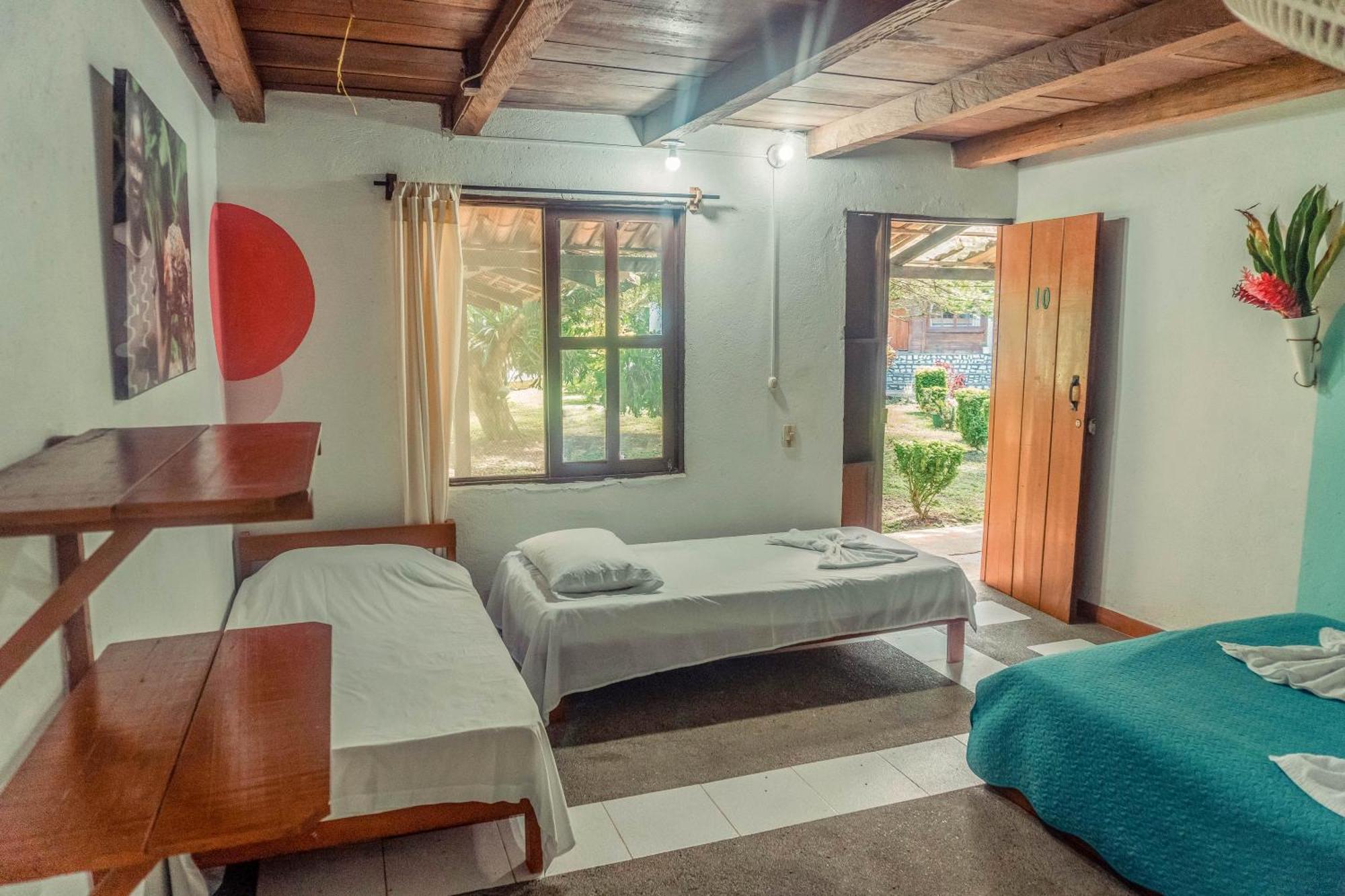 Los Robles Capurgana Hotel Phòng bức ảnh