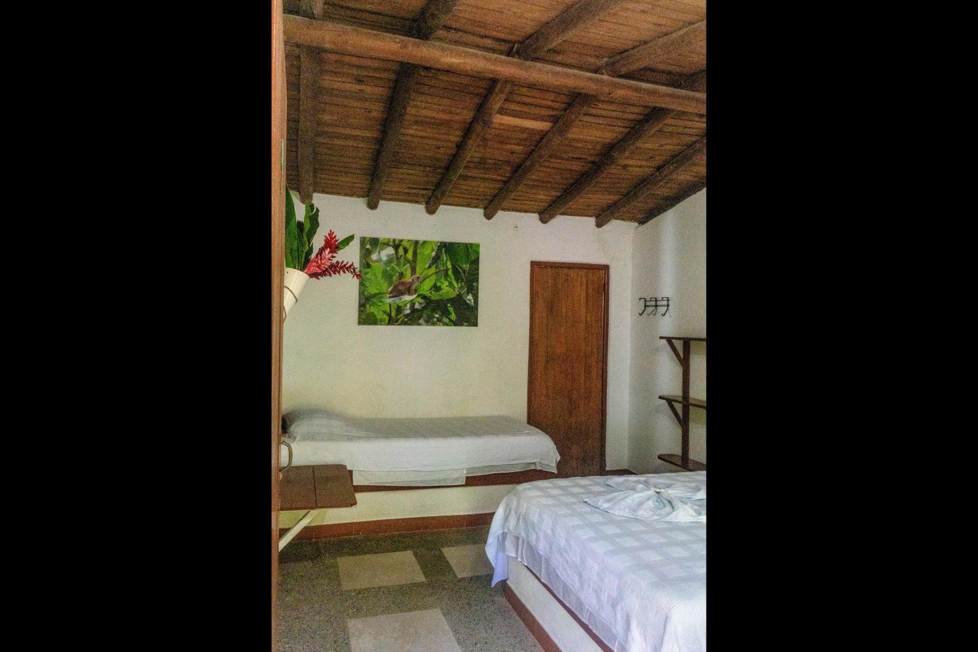 Los Robles Capurgana Hotel Phòng bức ảnh